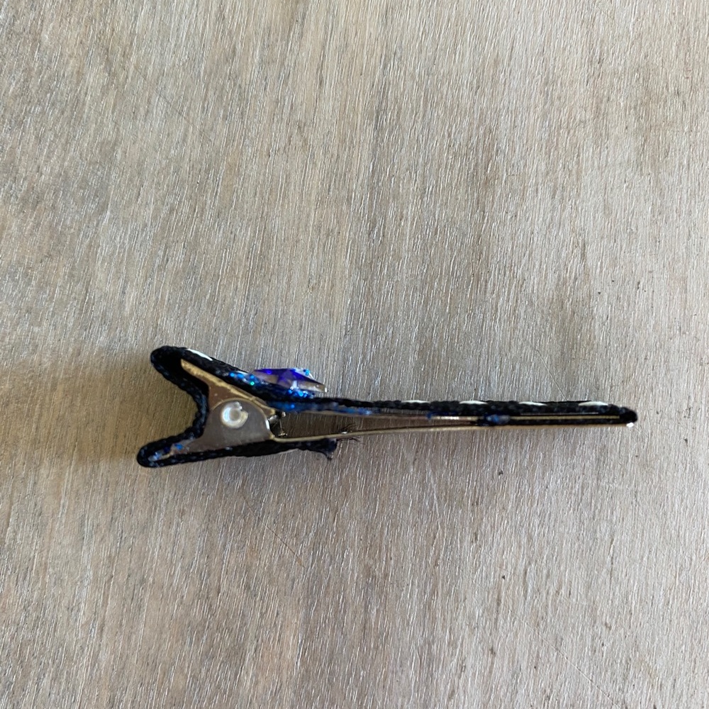 Hair Clips - Picture 4 of 4